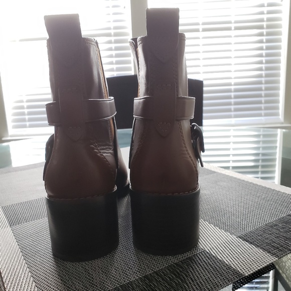 Coach Chelsea Boot - Picture 3 of 5